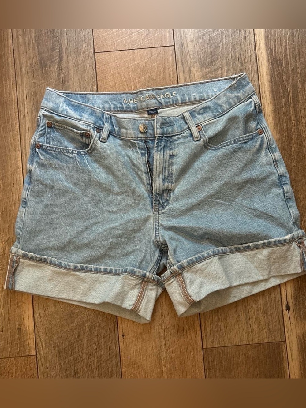 American Eagle Outfitters Light Wash Strigid Cuffed Denim Shorts